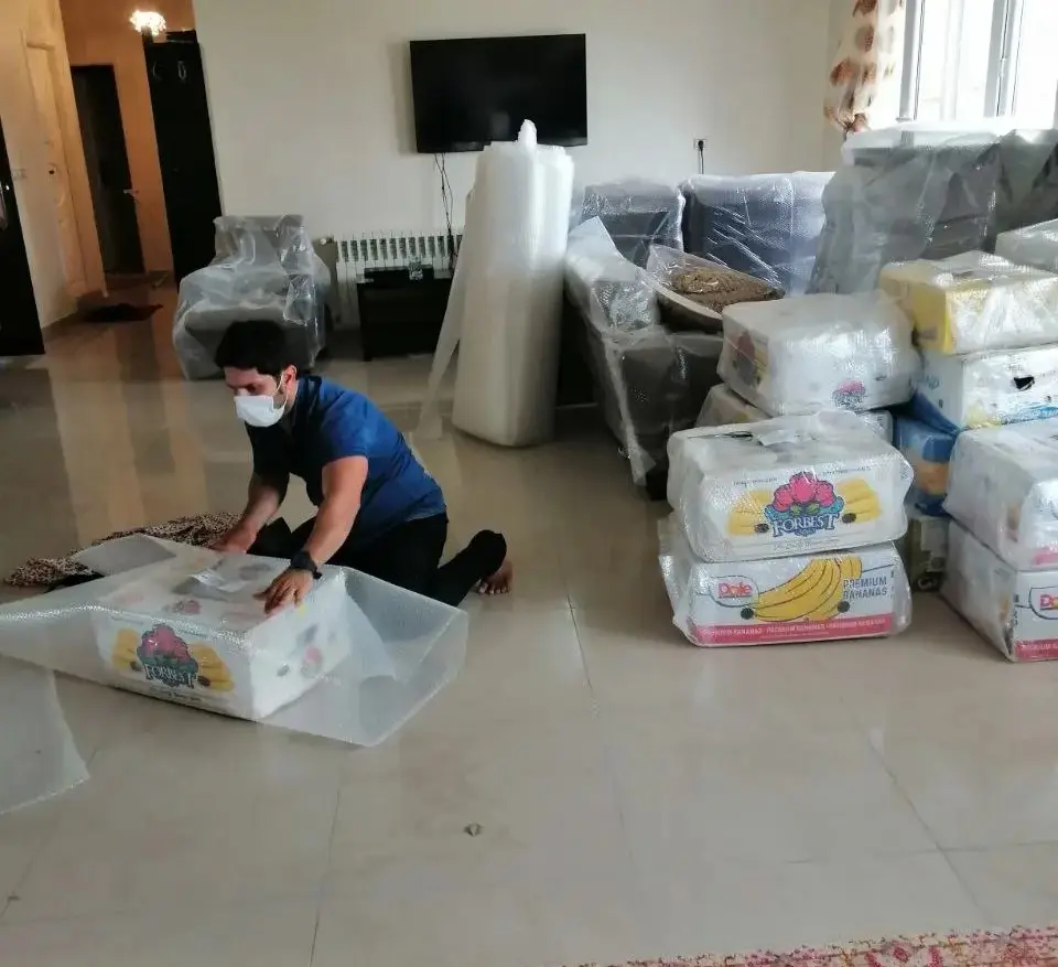بسته بندی اسباب منزل | حمل اثاثیه منزل با نیسان | کارگر حمل بار با نیسان